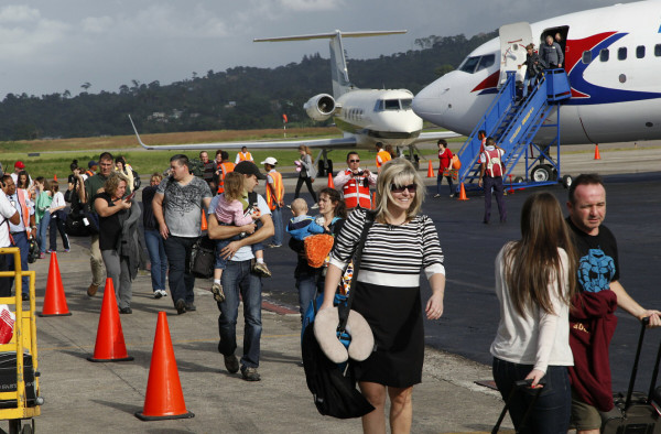 Turistas de Canadá y Gran Caimán invaden La Ceiba