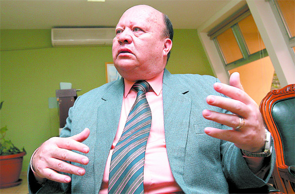 Optimismo para vencer los problemas, pide pastor Canales