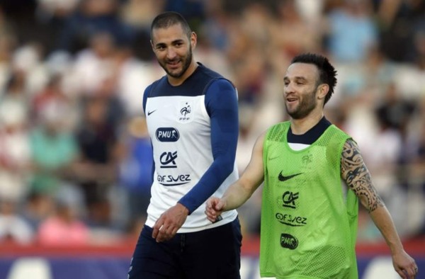 Benzema recomendó a Valbuena evitar que saliera el vídeo