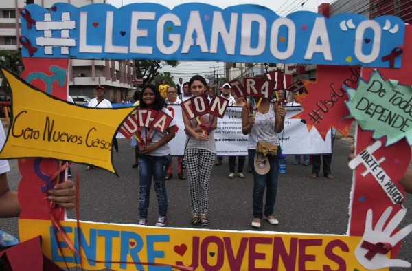 Iglesia pide inclusión social para las personas con VIH