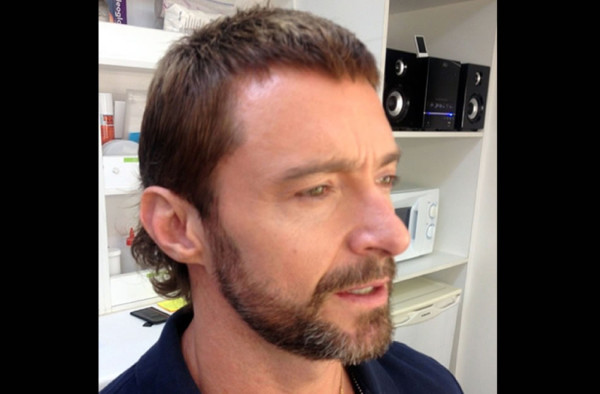 Hugh Jackman y su corte ochentero