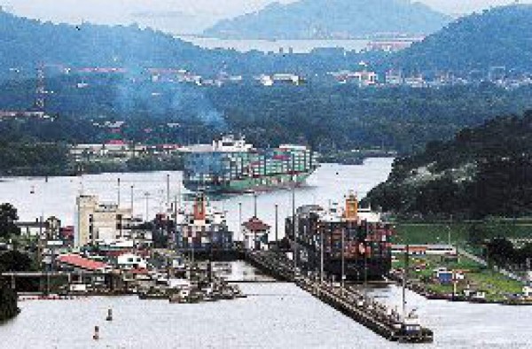 Presidente Torrijos viene a la firma de TLC con Panamá