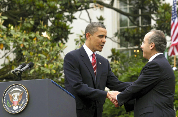 Peleas de narcos tiñen de sangre la frontera