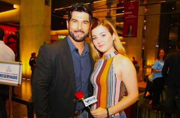 Arturo Carmona denunciará al abusador de su hija Melenie