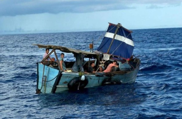 Llegan 36 balseros cubanos a Islas del Cisne, en el Caribe de Honduras