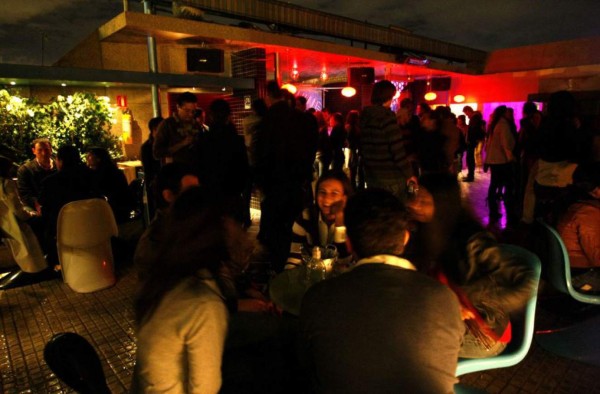 Bares de Tegucigalpa piden se les permita reiniciar operaciones