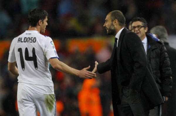 Pep Guardiola sobre Xabi Alonso: 'es un gran profesional y muy inteligente'