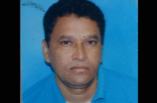 Frente a sus alumnos ultiman a tiros a un maestro en Tela, Atlántida