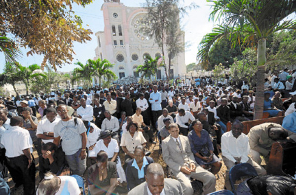 Un funeral por todos los muertos de Haití