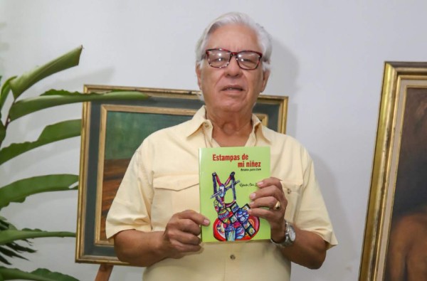 Roberto Elvir presenta su libro