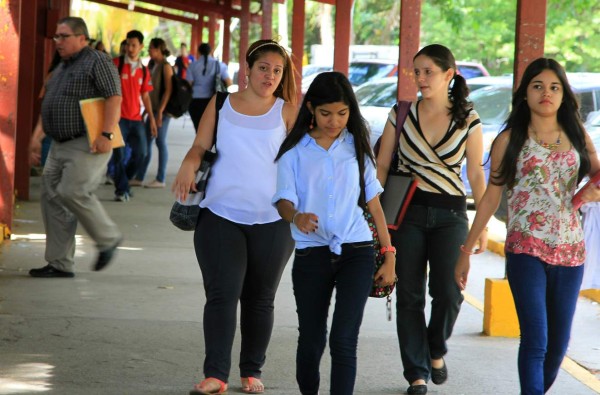 Unah traslada feriados a los últimos tres días de octubre