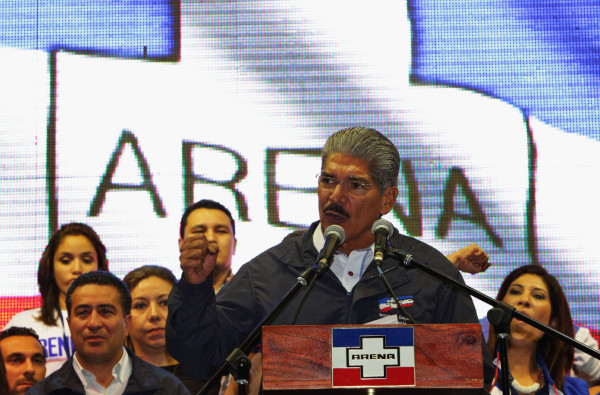 Izquierda salvadoreña busca adhesiones con miras a la segunda vuelta