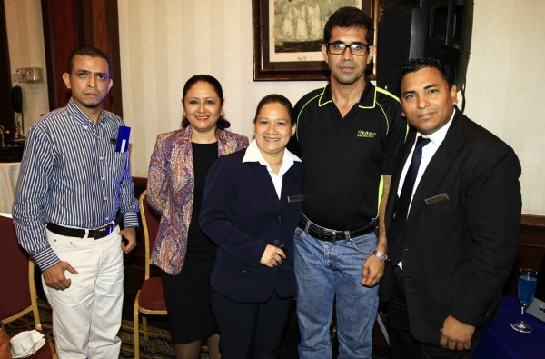 Brindis por 15 años del Hilton Princess en Honduras