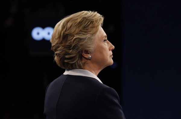 Clinton apoya investigar a Rusia por 'crímenes de guerra' en Siria