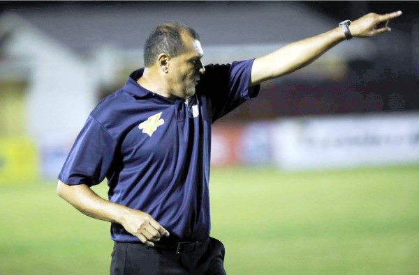 Wilmer Cruz renuncia como técnico del Honduras Progreso