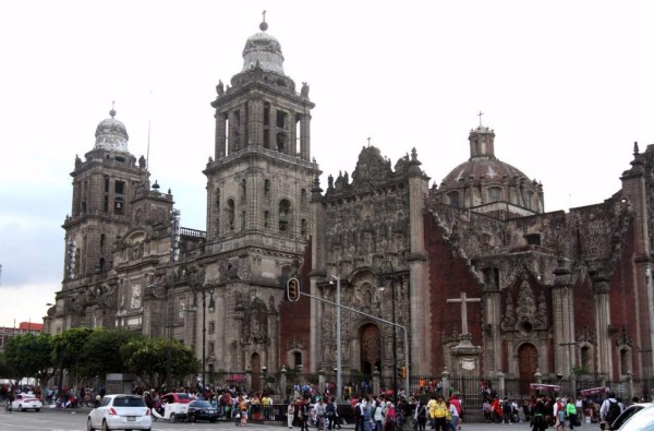 Detienen a un sacerdote acusado de violar a una menor en México  