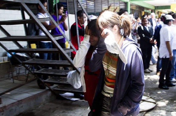 Trasladan a 167 de los 500 niños rescatados en albergue mexicano  