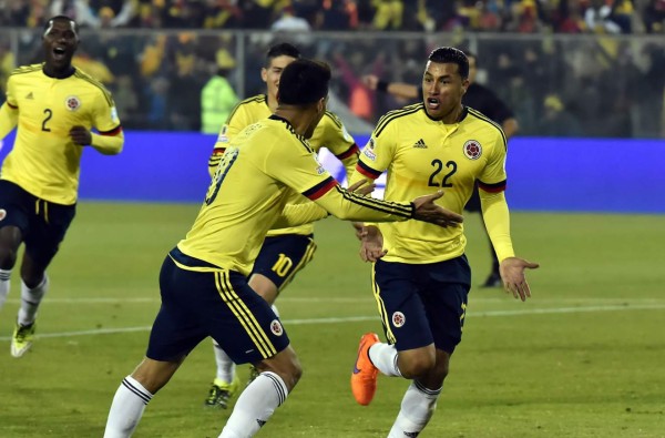 Colombia toma venganza contra Brasil y sigue con vida