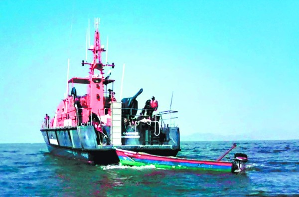 Pescadores piden ayuda al Gobierno por crisis en el Golfo