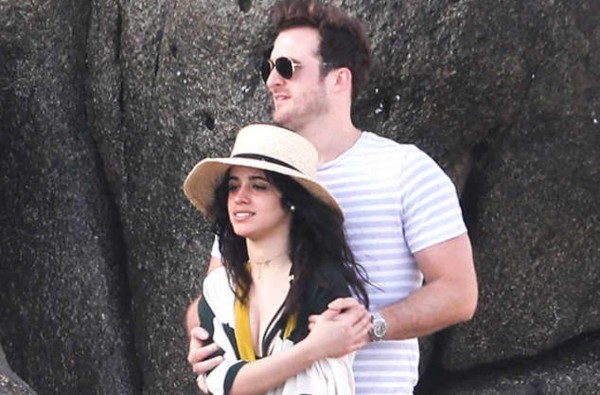 Captan a Camila Cabello con su nuevo novio