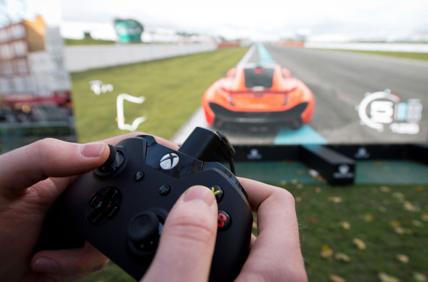 Guerra de consolas, Xbox One versus PS4