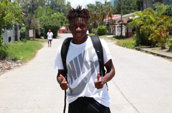 La historia de dolor y superación de Carlos Mejía, la joya de Honduras