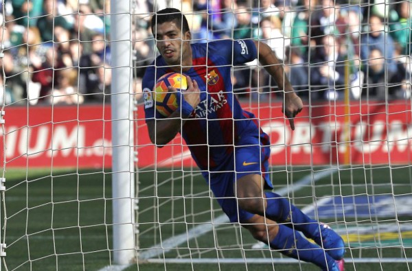 El Barcelona se estanca en la lucha por la cima