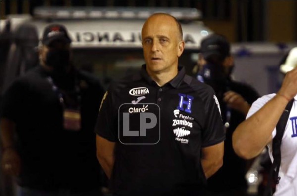 '¡Fuera Coito, fuera Coito!”: La afición de Honduras pide la salida del entrenador por la dura derrota ante Estados Unidos