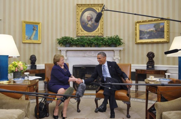 Obama ve a Chile como un 'modelo de democracia' en Latinoamérica