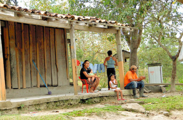 Étnias de la Biosfera del Río Plátano en olvido