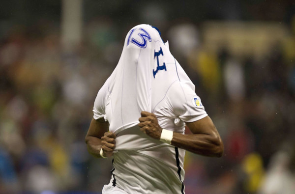 Honduras firma un histórico 'Aztecazo' y tumba a México