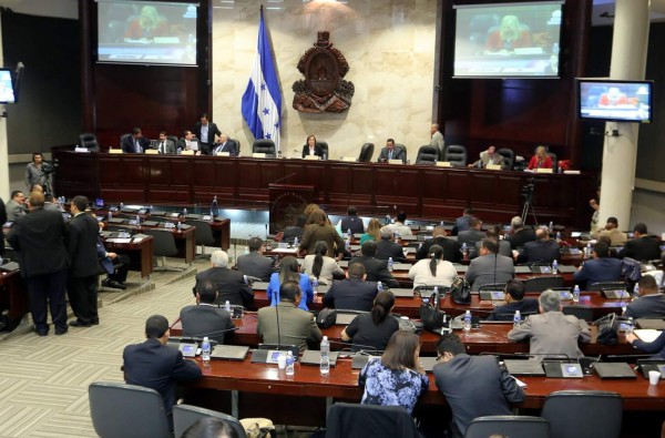 Ejecutivo socializa nueva propuesta de reforma al ISR