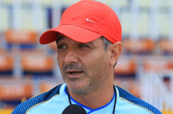 Diego Vázquez sobre Vargas: 'Se pelea con todos, hay veces que salta la tranca'