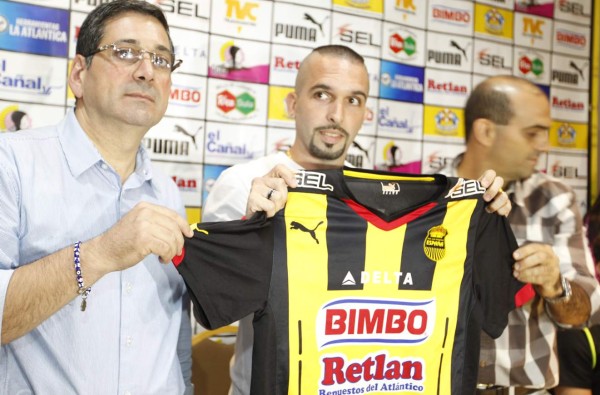 Real España presenta al venezolano Giancarlo Maldonado