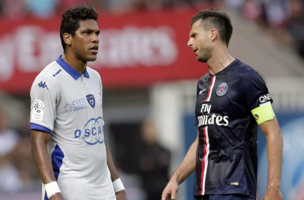 Brandao, cinco meses de prisión por agredir a Thiago Motta