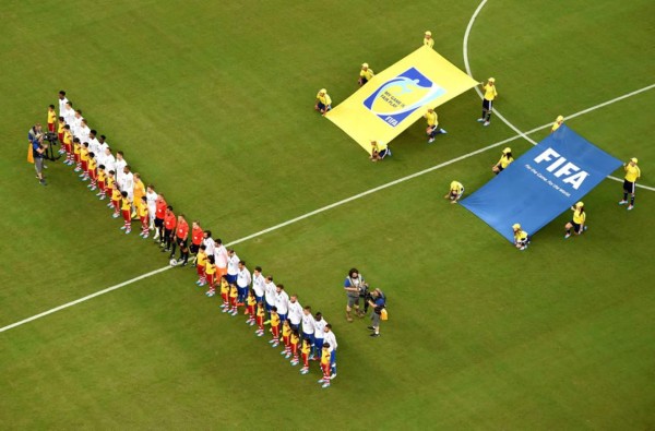 Italia se queda con el clásico mundialista gracias a Balotelli