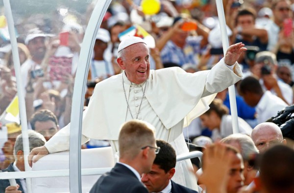 Histórico encuentro: El Papa visitó a Fidel Castro en su casa