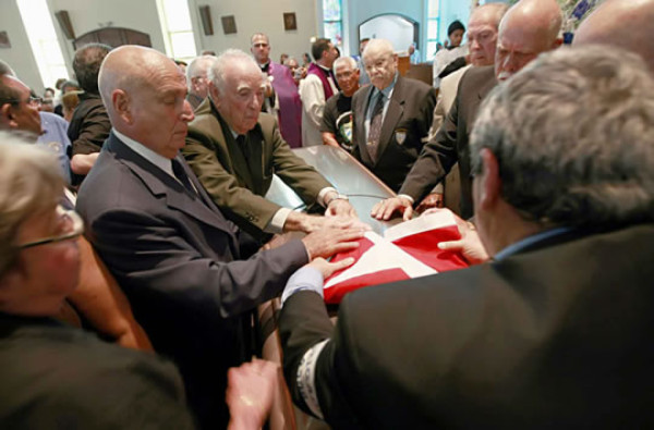 Despiden con música a cantante Olga Guillot