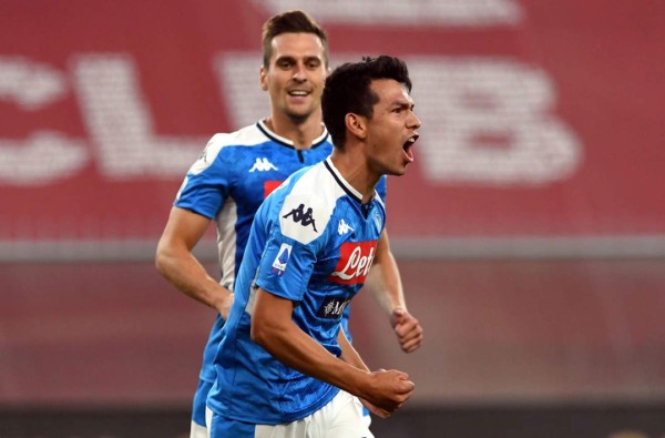 Hirving 'Chucky' Lozano le dio el triunfo al Napoli contra el Génova.