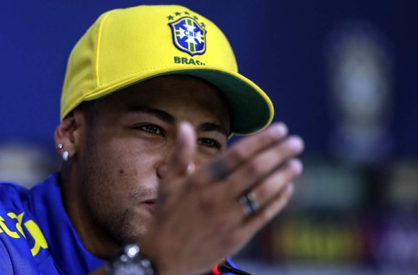 VIDEO: La contundente respuesta de Neymar a periodista que lo cuestionó
