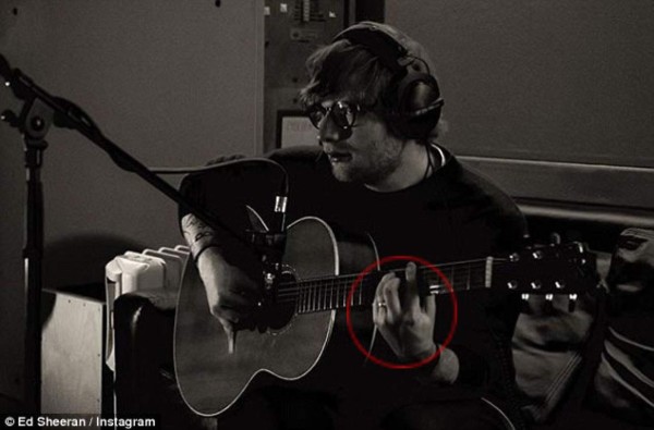 ¿Ed Sheeran casado en secreto?