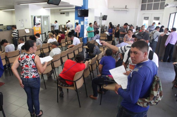 Unos 170,000 contribuyentes ahorrarán L307.48 mensuales