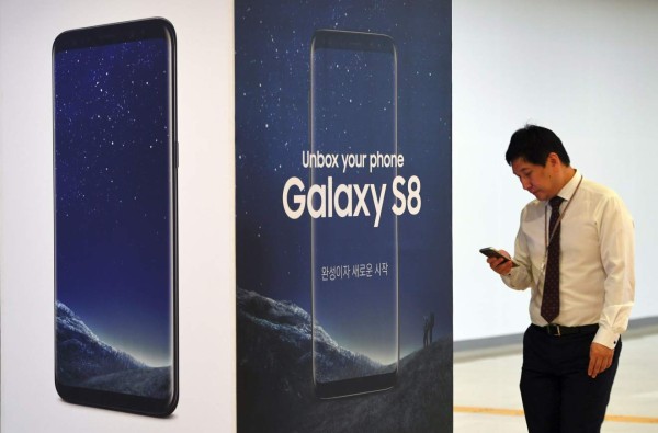 Samsung desbanca a Apple en 'smartphones'