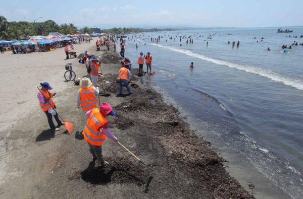 Veraneantes gozan últimos días del feriado