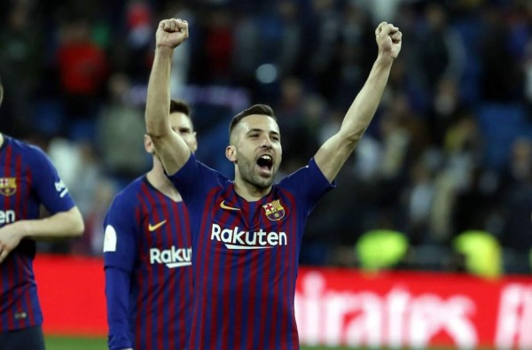 Jordi Alba renueva su contrato con el Barcelona hasta 2024