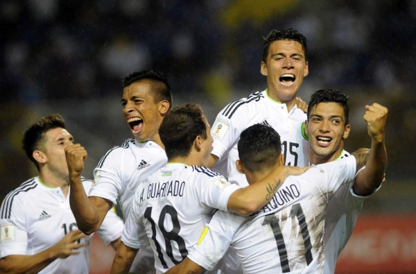 México sigue a paso perfecto y deja sin Mundial a El Salvador de 'Primitivo' Maradiaga