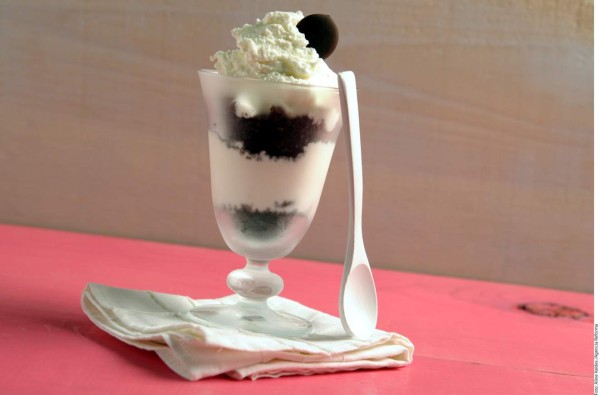 Cómo preparar una copa de choco menta