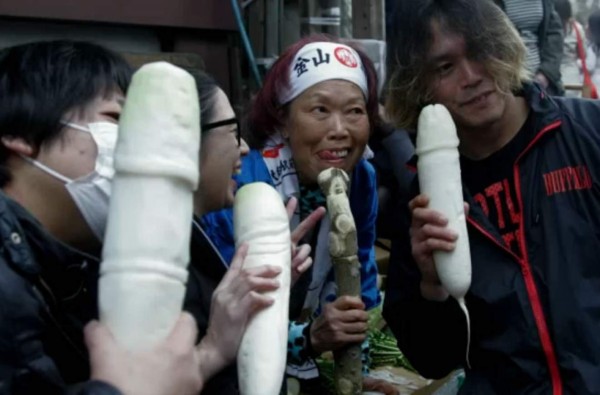 En el festival del pene de Japón el tamaño sí importa