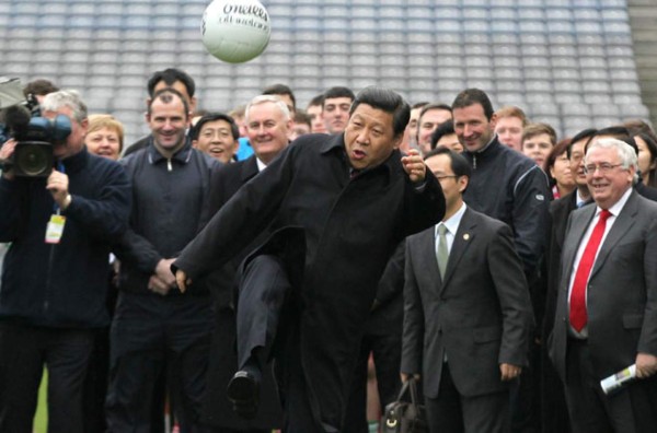 La razón por la que China está fichando a estrellas del fútbol