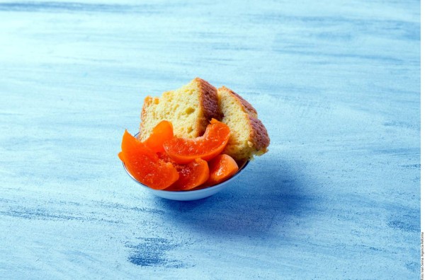 Cómo hacer torta con albaricoque